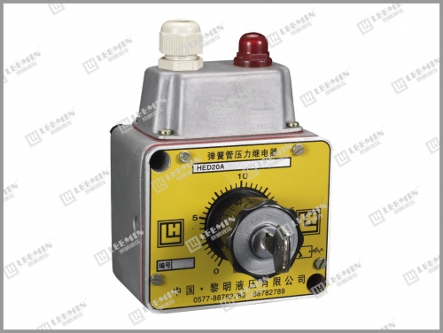 HED2  SPRING  PIPE  PRESSURE  SWITCH