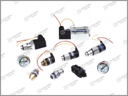 The filter clogs the transmitter with contaminants